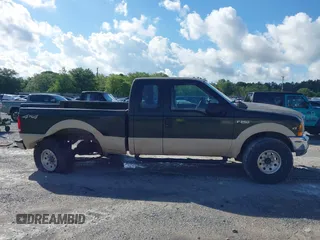 2000 Ford F-250 XL with VIN 1FTNX21L2YED40884, listed as a IAAI auction lot 42236268 with 268,112 mi miles and . Bid and sale history available at DreamBid. Image 12.