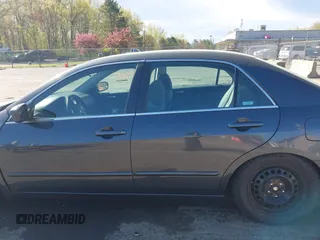 2005 Honda Accord EX z VIN 1HGCM56715A129743, wystawiony jako IAAI lot #42145886 z przebiegiem 203 762 mil mil oraz . Historia ofert i sprzedaży dostępna na DreamBid. Obrazek 14.
