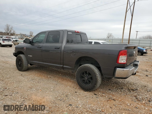 2020 Ram 2500 Tradesman with VIN 3C6UR5CJXLG192141, listed as a Copart auction lot 48728615 with 142,411 mi miles and Clean Title. Bid and sale history available at carsss.com. Image 2.