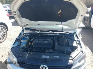 2014 Volkswagen Jetta SE z VIN 3VWD17AJ5EM422832, wystawiony jako IAAI lot #41684216 z przebiegiem 103 940 mil mil oraz . Historia ofert i sprzedaży dostępna na DreamBid. Obrazek 10.