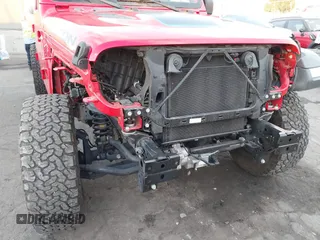 2022 Jeep Wrangler Unlimited Rubicon with VIN 1C4JJXR63NW206709, listed as a IAAI auction lot 41254820 with 25,317 mi miles and . Bid and sale history available at DreamBid. Image 6.