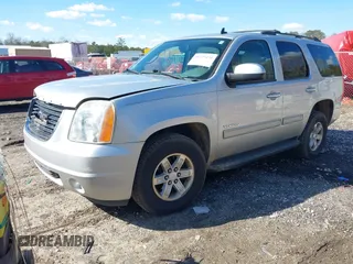 2012 GMC Yukon SLT with VIN 1GKS2CE02CR133683, listed as a IAAI auction lot 41375435 with 197,634 mi miles. Bid and sale history available at carsss.com. Image 17.