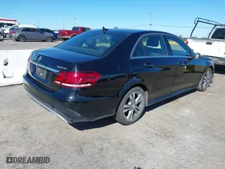 2016 Mercedes-Benz E-Class E 250 BlueTEC Luxury with VIN WDDHF0EB9GB274152, listed as a IAAI auction lot 41714634 with 77,661 mi miles. Bid and sale history available at carsss.com. Image 4.