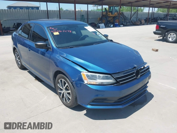2016 Volkswagen Jetta Sedan 1.4T SE with VIN 3VWD67AJ8GM218112, listed as a IAAI auction lot 42061478 with 84,860 mi miles. Bid and sale history available at carsss.com. Image 1.