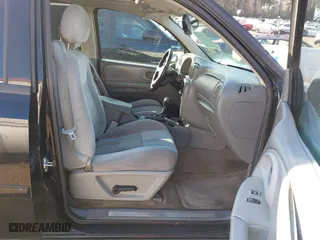 2008 Chevrolet TrailBlazer LT w/1LT with VIN 1GNDS13S282146454, listed as a IAAI auction lot 41236241 with 358,480 mi miles. Bid and sale history available at carsss.com. Image 5.