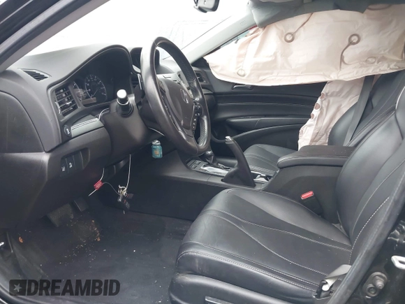 2022 Acura ILX Premium with VIN 19UDE2F71NA000613, listed as a IAAI auction lot 42179140 with 44,033 mi miles and . Bid and sale history available at DreamBid. Image 5.