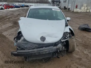 2002 Volkswagen Beetle GLX с VIN 3VWDD21C22M420611, выставлен на аукционе Copart как лот 43028435 с пробегом 217 258 миль миль и Чистый • Clean title. История ставок и продаж доступна на DreamBid. Изображение 5.