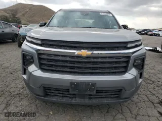 2024 Chevrolet Traverse FWD LS with VIN 1GNEREKS7RJ217874, listed as a Copart auction lot 44250835 with 8,731 mi miles and Salvage Title. Bid and sale history available at carsss.com. Image 5.
