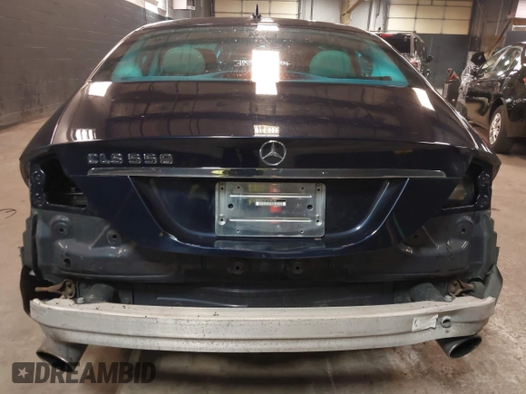 2007 Mercedes-Benz CLS-Class 5.5L with VIN WDDDJ72X77A106148, listed as a IAAI auction lot 41993651 with 158,291 mi miles. Bid and sale history available at carsss.com. Image 6.