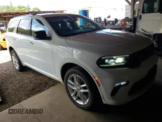 2023 Dodge Durango GT Plus with VIN 1C4RDJDG8PC583547, listed as a Copart auction lot 64337545 with 31,488 mi miles and Clean title. Bid and sale history available at DreamBid. Image 4.