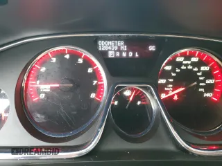 2015 GMC Acadia SLT with VIN 1GKKVRKD1FJ176352, listed as a Copart auction lot 41961875 with 128,439 mi miles and Salvage Title. Bid and sale history available at carsss.com. Image 9.