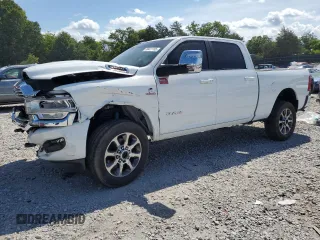 2023 Ram 2500 Laramie z VIN 3C6UR5FL2PG514919, wystawiony jako Copart lot #59411155 z przebiegiem 23 679 mil mil oraz Szkoda całkowita • Salvage title. Historia ofert i sprzedaży dostępna na DreamBid. Obrazek 1.