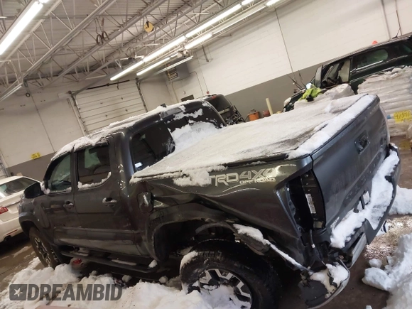 2023 Toyota Tacoma 4WD SR with VIN 3TMCZ5AN4PM625017, listed as a IAAI auction lot 41207111 with 38,582 mi miles. Bid and sale history available at carsss.com. Image 15.