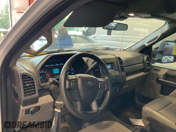 2020 Ford F-350 XL with VIN 1FTBF3A68LEC75327, listed as a IAAI auction lot 42677813 with 112,546 mi miles and . Bid and sale history available at DreamBid. Image 9.