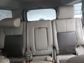 2007 Jeep Commander Limited с VIN 1J8HG58P37C563073, выставлен на аукционе Copart как лот 44947195 с пробегом 105 677 миль миль и Списание • Salvage title. История ставок и продаж доступна на DreamBid. Изображение 10.