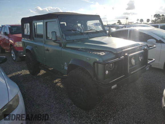 1983 Land Rover Defender with VIN SALLDHMV2AA199289, listed as a Copart auction lot 74901204 with 965 mi miles and Salvage title. Bid and sale history available at DreamBid. Image 4.