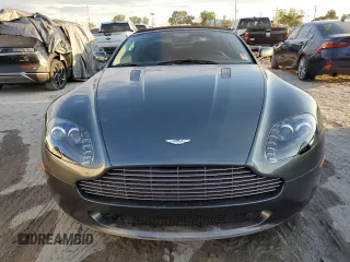 2008 Aston Martin Vantage z VIN SCFBB04B88GD08555, wystawiony jako Copart lot #73878724 z przebiegiem Nie podano mil oraz Szkoda całkowita • Salvage title. Historia ofert i sprzedaży dostępna na DreamBid. Obrazek 5.