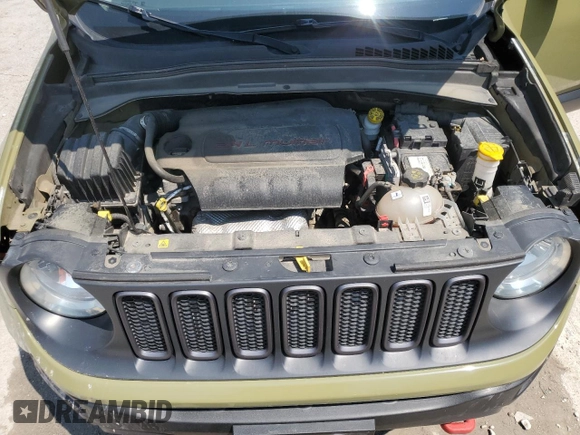 2015 Jeep Renegade Trailhawk with VIN ZACCJBCT7FPB90670, listed as a Copart auction lot 59345965 with 150,533 mi miles and Clean title. Bid and sale history available at DreamBid. Image 12.