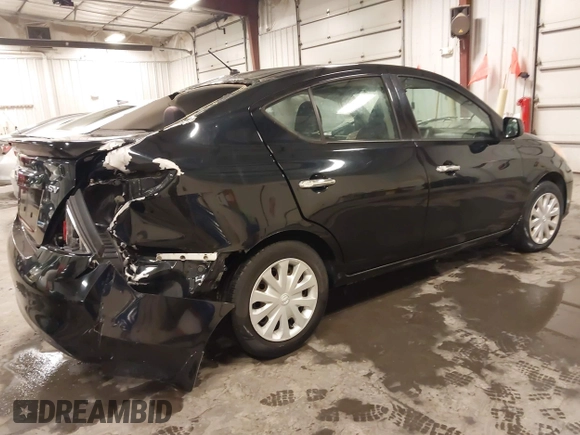 2014 Nissan Versa SV with VIN 3N1CN7AP3EK462106, listed as a IAAI auction lot 41636914 with 117,155 mi miles. Bid and sale history available at carsss.com. Image 4.