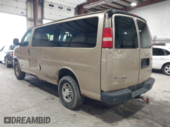 2005 Chevrolet Express Passenger with VIN 1GAHG35U651173253, listed as a IAAI auction lot 41966197 with 368,386 mi miles and . Bid and sale history available at DreamBid. Image 11.