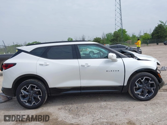 2021 Chevrolet Blazer RS с VIN 3GNKBKRS9MS529990, выставлен на аукционе IAAI как лот 42440982 с пробегом 51 701 миль миль и . История ставок и продаж доступна на DreamBid. Изображение 14.