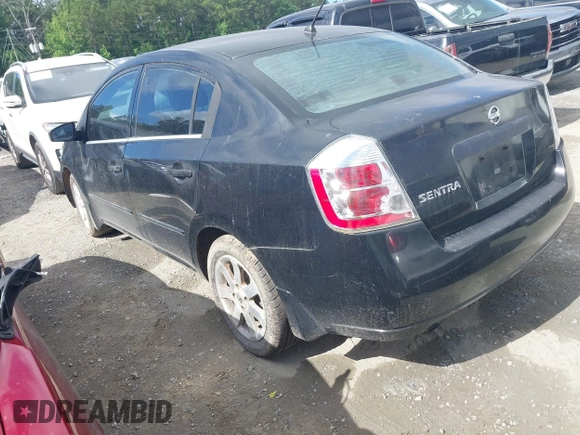 2008 Nissan Sentra S z VIN 3N1AB61E98L664990, wystawiony jako IAAI lot #42512972 z przebiegiem 167 601 mil mil oraz . Historia ofert i sprzedaży dostępna na DreamBid. Obrazek 3.