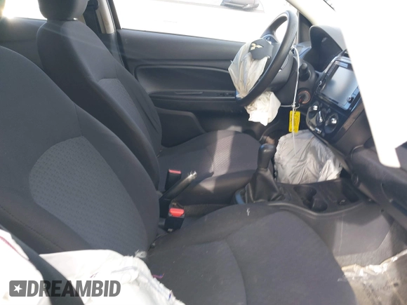 2019 Mitsubishi Mirage ES z VIN ML32A3HJ4KH012745, wystawiony jako IAAI lot #41747293 z przebiegiem 54 789 mil mil oraz . Historia ofert i sprzedaży dostępna na DreamBid. Obrazek 5.