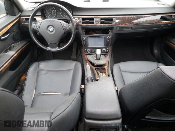 2008 BMW 3 Series 328i z VIN WBAVA37518NL18257, wystawiony jako Copart lot #53788785 z przebiegiem 144 704 mil mil oraz Szkoda całkowita • Salvage title. Historia ofert i sprzedaży dostępna na DreamBid. Obrazek 8.