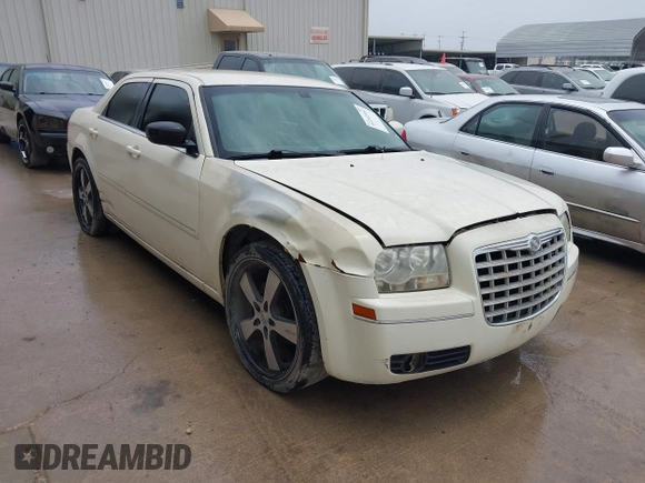 2007 Chrysler 300 Touring with VIN 2C3KA53GX7H743920, listed as a IAAI auction lot 42242462 with Not Provided miles and . Bid and sale history available at DreamBid. Image 1.