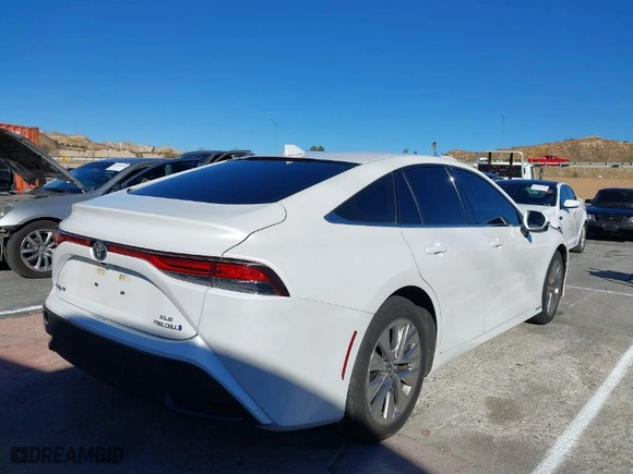 2023 Toyota Mirai XLE with VIN JTDAAAAA2PA007924, listed as a IAAI auction lot 41299150 with 26,044 mi miles. Bid and sale history available at carsss.com. Image 4.
