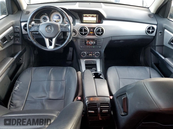 2014 Mercedes-Benz GLK 350 with VIN WDCGG8JB5EG290737, listed as a Copart auction lot 76196854 with 132,359 mi miles and Non Repairable. Bid and sale history available at DreamBid. Image 8.
