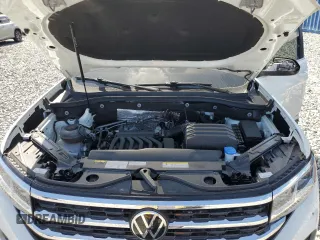 2023 Volkswagen Atlas SE with VIN 1V2HR2CA6PC531607, listed as a Copart auction lot 54721435 with 21,132 mi miles and Salvage title. Bid and sale history available at DreamBid. Image 12.