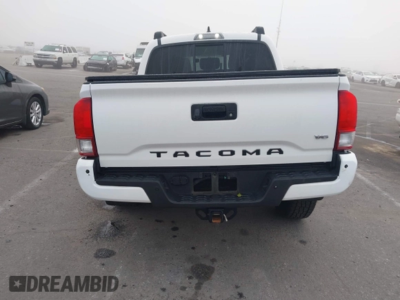 2016 Toyota Tacoma SR with VIN 3TMCZ5AN0GM030469, listed as a IAAI auction lot 41665255 with 178,591 mi miles and . Bid and sale history available at carsss.com. Image 16.