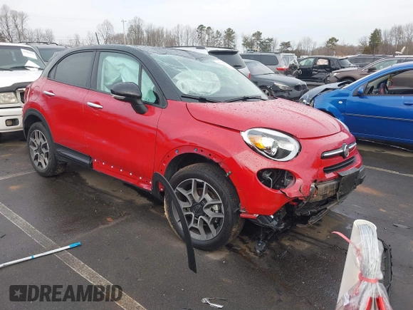 2021 FIAT 500X Trekking z VIN ZFBNF3B17MP944728, wystawiony jako IAAI lot #41460442 z przebiegiem 27 574 mil mil oraz . Historia ofert i sprzedaży dostępna na DreamBid. Obrazek 1.