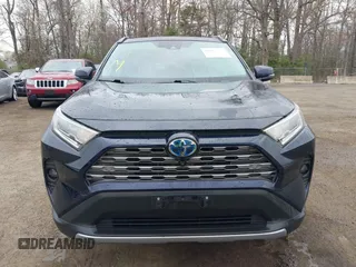 2020 Toyota RAV4 Hybrid Limited with VIN 4T3DWRFV1LU005327, listed as a IAAI auction lot 41886432 with 13,107 mi miles. Bid and sale history available at carsss.com. Image 6.