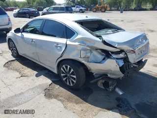 2017 Nissan Altima 2.5 SR with VIN 1N4AL3AP5HC213504, listed as a IAAI auction lot 41944535 with 71,159 mi miles. Bid and sale history available at carsss.com. Image 3.