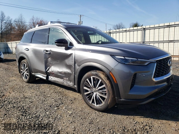 2023 Infiniti QX60 SENSORY with VIN 5N1DL1GSXPC373914, listed as a Copart auction lot 49625765 with 12,982 mi miles and Salvage Title. Bid and sale history available at carsss.com. Image 4.