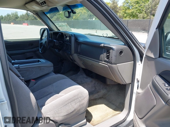2003 Chevrolet Tahoe LS with VIN 1GNEC13V73R265144, listed as a IAAI auction lot 42464386 with 238,249 mi miles and . Bid and sale history available at DreamBid. Image 5.