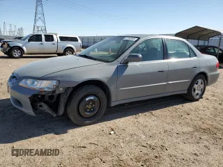 1998 Honda Accord EX z VIN 1HGCG1655WA073306, wystawiony jako Copart lot #57263565 z przebiegiem 220 631 mil mil oraz Szkoda całkowita • Salvage title. Historia ofert i sprzedaży dostępna na DreamBid. Obrazek 1.