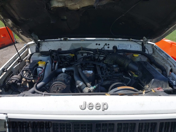 1996 Jeep Cherokee Country with VIN 1J4FJ78SXTL189940, listed as a IAAI auction lot 42020459 with 181,035 mi miles. Bid and sale history available at carsss.com. Image 10.