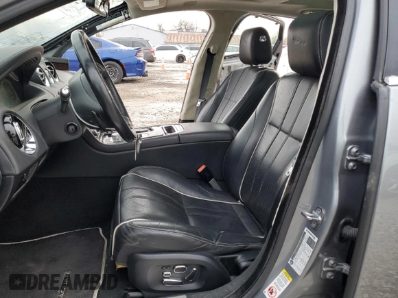 2015 Jaguar XJ with VIN SAJWA2GZ4F8V82350, listed as a Copart auction lot 83824414 with 47,767 mi miles and Salvage Title. Bid and sale history available at carsss.com. Image 7.