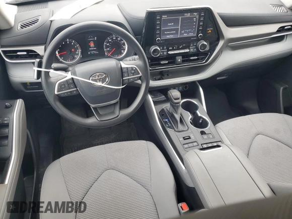 2022 Toyota Highlander L with VIN 5TDCZRBHXNS210846, listed as a Copart auction lot 87204684 with 19,239 mi miles and Salvage title. Bid and sale history available at DreamBid. Image 8.