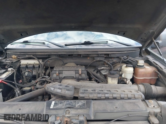 2008 Ford F-150 XLT с VIN 1FTPX14518FB92902, выставлен на аукционе IAAI как лот 42163656 с пробегом 155 797 миль миль и . История ставок и продаж доступна на DreamBid. Изображение 10.