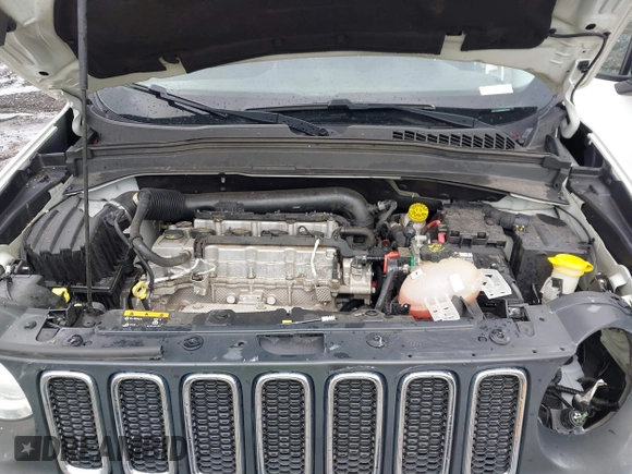 2017 Jeep Renegade Sport с VIN ZACCJAAB2HPF24644, выставлен на аукционе IAAI как лот 41972974 с пробегом 103 732 миль миль и . История ставок и продаж доступна на DreamBid. Изображение 10.