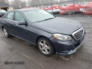 2016 Mercedes-Benz E-Class E 350 Luxury with VIN WDDHF8JB4GB252838, listed as a IAAI auction lot 41827623 with 53,706 mi miles. Bid and sale history available at carsss.com. Image 1.
