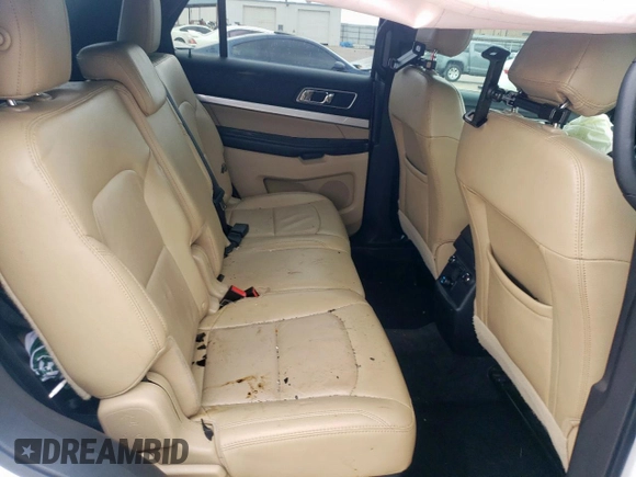 2017 Ford Explorer XLT z VIN 1FM5K7D81HGA26890, wystawiony jako Copart lot #60531395 z przebiegiem 139 008 mil mil oraz Szkoda całkowita • Salvage title. Historia ofert i sprzedaży dostępna na DreamBid. Obrazek 11.