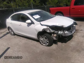 2011 Mazda Mazda3 i Sport with VIN JM1BL1UG1B1466580, listed as a IAAI auction lot 37063357 with 168,010 mi miles. Bid and sale history available at carsss.com. Image 1.