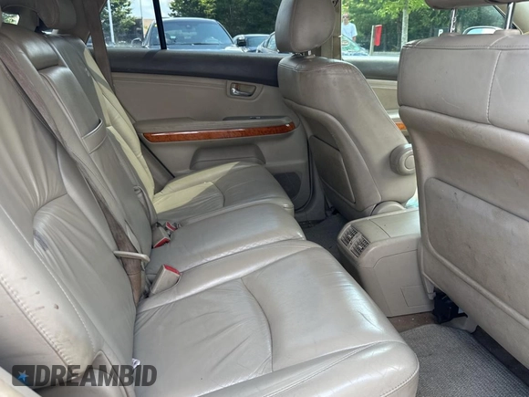 2006 Lexus RX 330 with VIN 2T2HA31U56C087522, listed as a Copart auction lot 63475095 with 218,259 mi miles and Clean title. Bid and sale history available at DreamBid. Image 6.