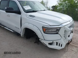 2019 Ram 1500 Big Horn z VIN 1C6SRFFT6KN660091, wystawiony jako IAAI lot #42336804 z przebiegiem 59 162 mil mil oraz . Historia ofert i sprzedaży dostępna na DreamBid. Obrazek 18.
