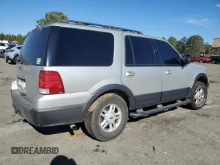 2005 Ford Expedition Special Service with VIN 1FMFU16525LA64646, listed as a Copart auction lot 42621235 with 0 mi miles and Salvage Title. Bid and sale history available at carsss.com. Image 3.
